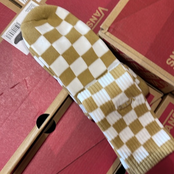 VANS "Off The Wall" socks Checkerboard 
NWT (1 pair) - Picture 9 of 16